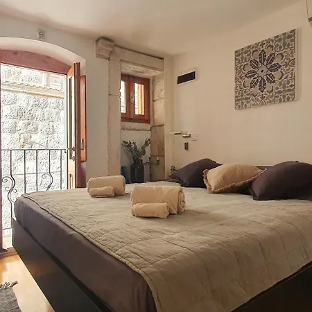 Fidelissima Palace 펜션 *