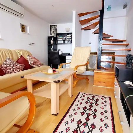 펜션 Fidelissima Palace