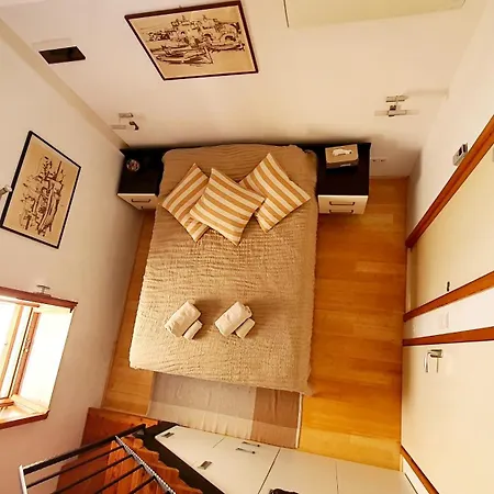 Fidelissima Palace Hébergement de vacances *