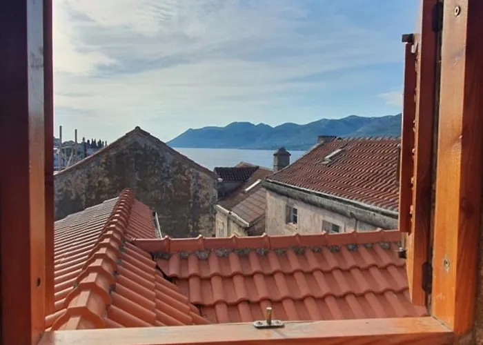 Fidelissima Palace * Korčula